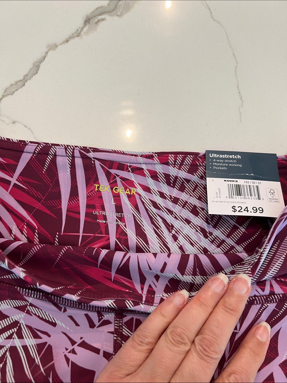 Double pocketed Tek Gear Pink and Burgundy Palm-Print Capri yoga pants - Picture 4 of 7